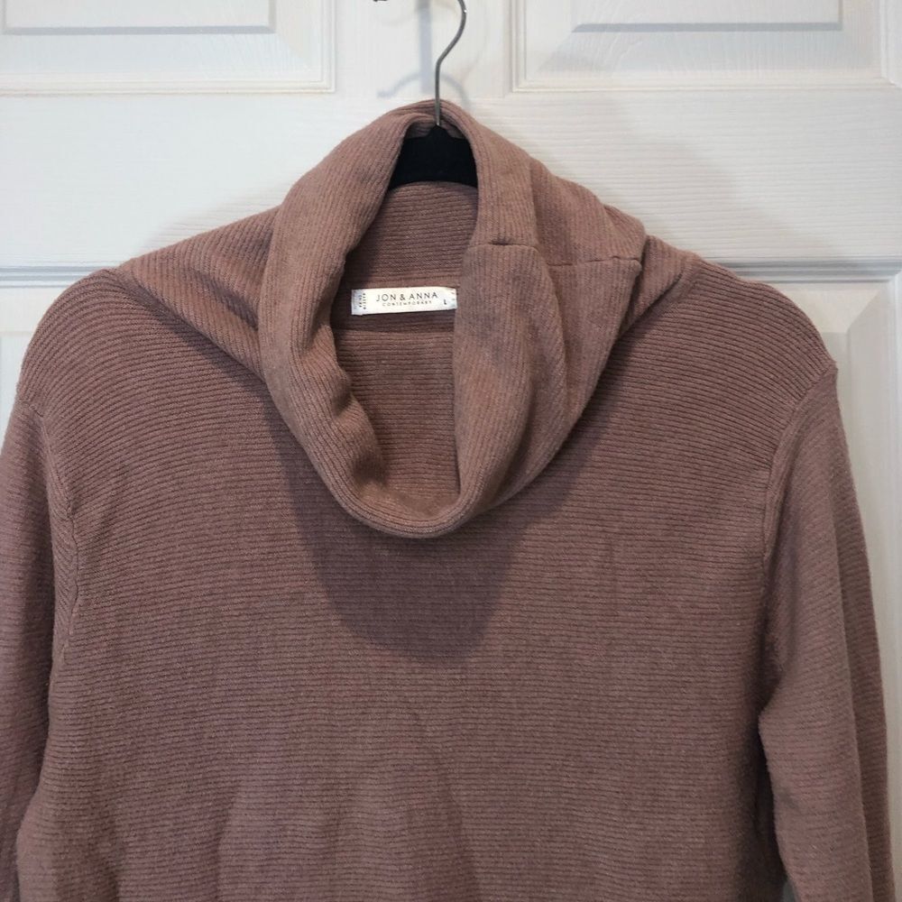 Jon & Anna Contemporary pink cowl neck long sleeve sweater size large - Picture 3 of 10